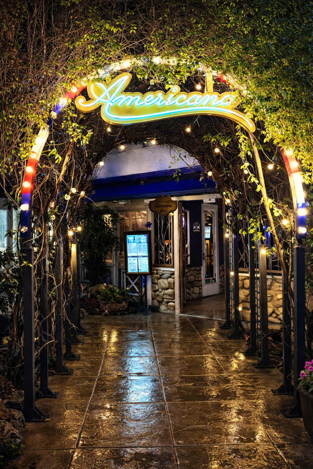 Americana Restaurant at Desert Shores